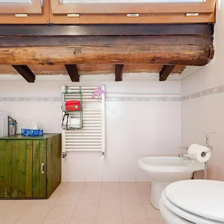 Appartamento 15 Min Historic Centre Free Parking *